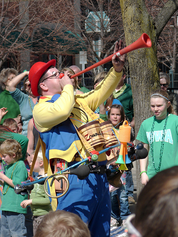 The St. Patrick's Day Parade drew all kinds. (295.64 KB)