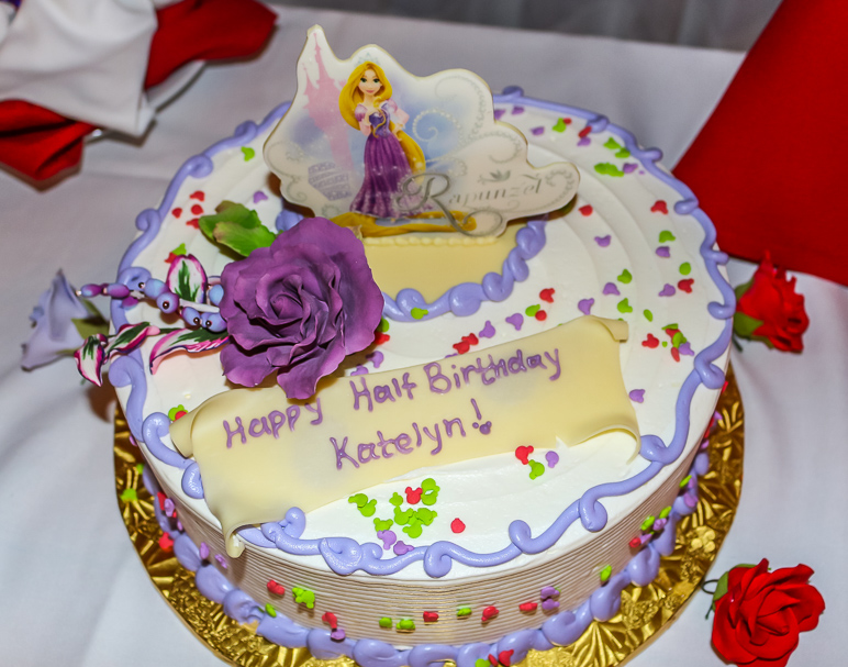Here's Katelyn's half-birthday cake (252.19 KB)