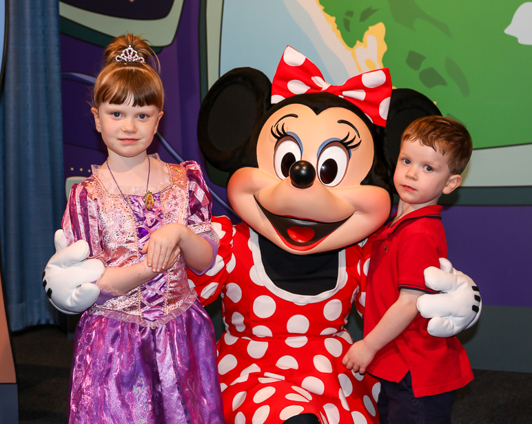 Minnie with Katelyn and Lucas (303.08 KB)