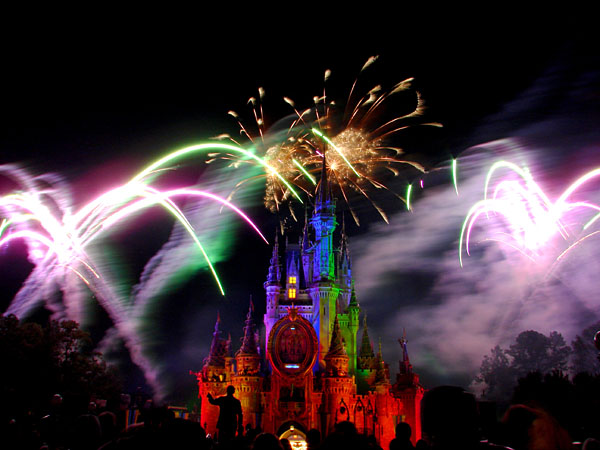 Multi-colored Cinderella's Castle with various fireworks (82.25 KB)