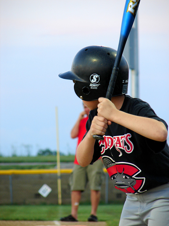 Zach ready to hit (147.75 KB)