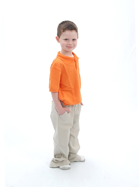 Nice full-body shot of Andrew (59.80 KB)