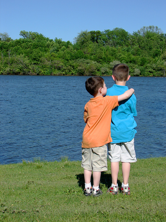Jacob and Andrew at Easter Lake (291.93 KB)