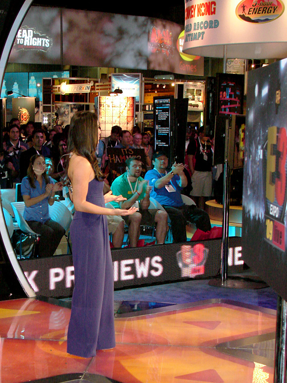 Olivia Munn ... again (288.30 KB)