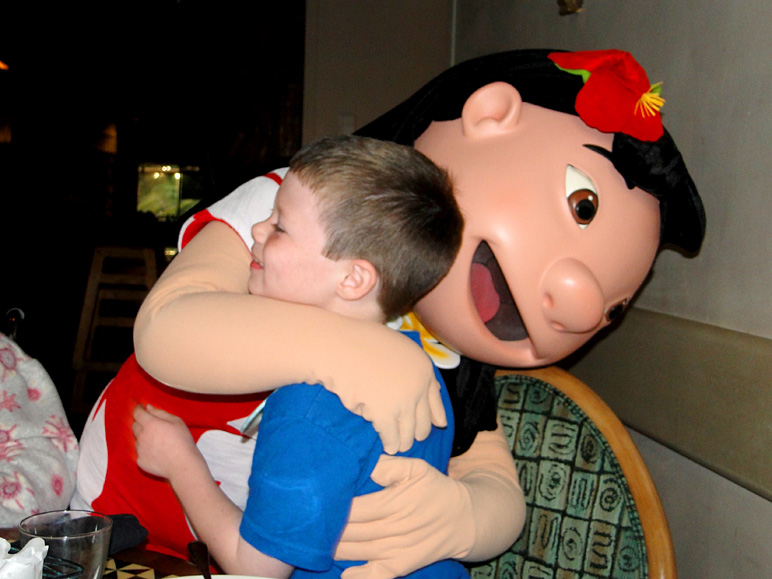 Drew with Lilo (165.01 KB)