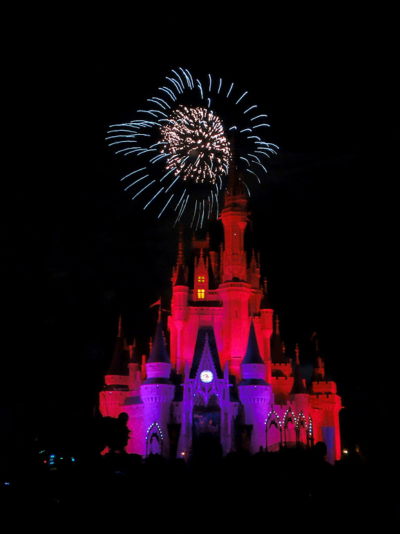 The castle was mid color change (116.91 KB)