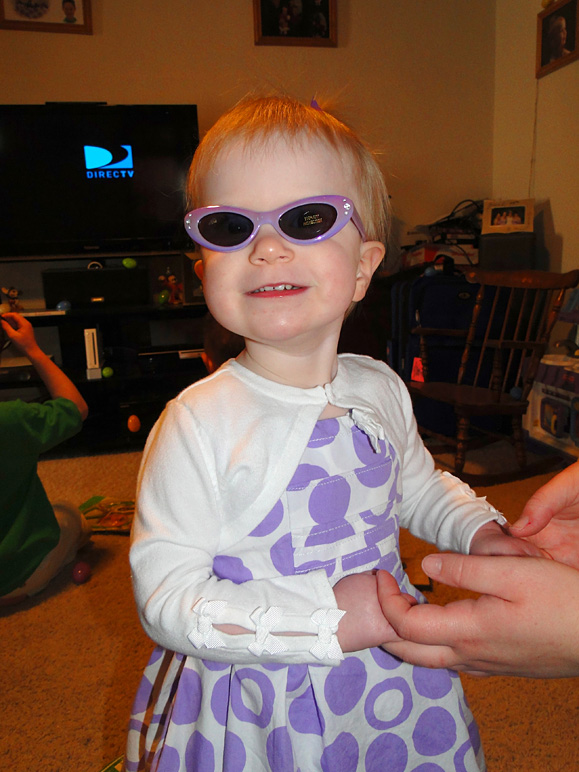 Kate, lookin' cool (188.73 KB)
