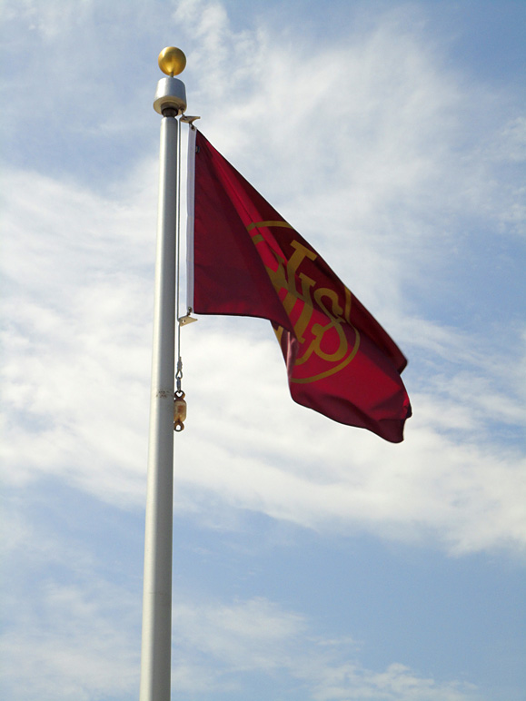 This ALHS flag is also in front of the new commons (119.30 KB)