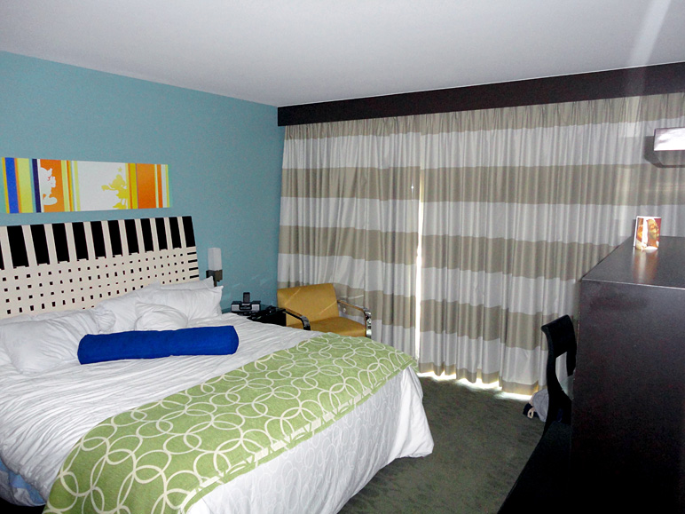 Here's the bedroom of our suite at the Bay Lake Tower (192.24 KB)