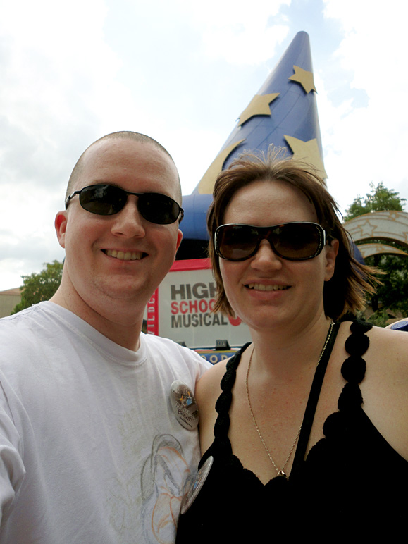 Anna's got a nice hat, doesn't she?  :-) (148.81 KB)
