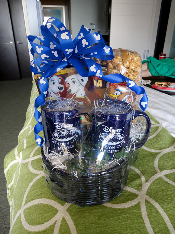 My mom sent us this gift basket.  Thanks, Mom! (285.46 KB)