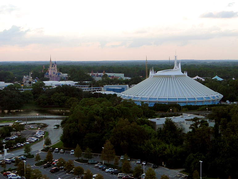 This is the view from the rooftop of Bay Lake Tower (195.49 KB)