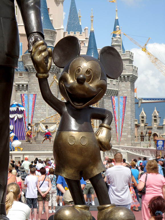 It's Mickey Mouse (261.57 KB)