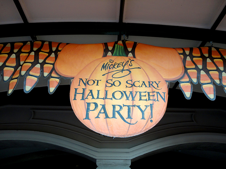 Here's a sign to Mickey's Not So Scary Halloween Party (192.08 KB)