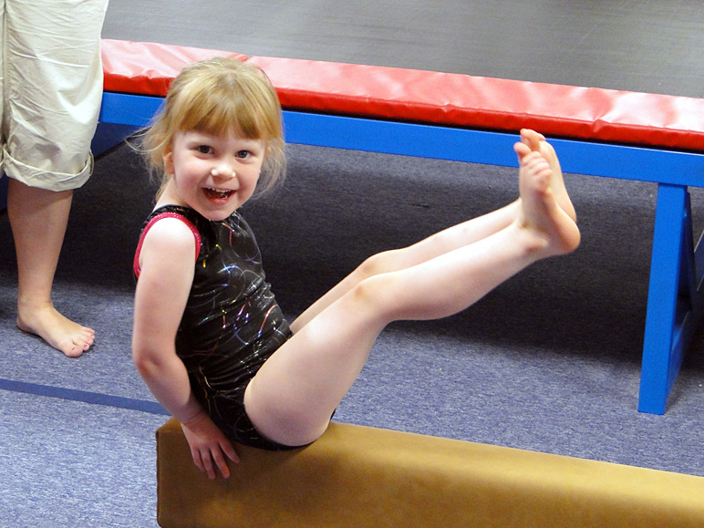 Kate on the balance beam (204.42 KB)