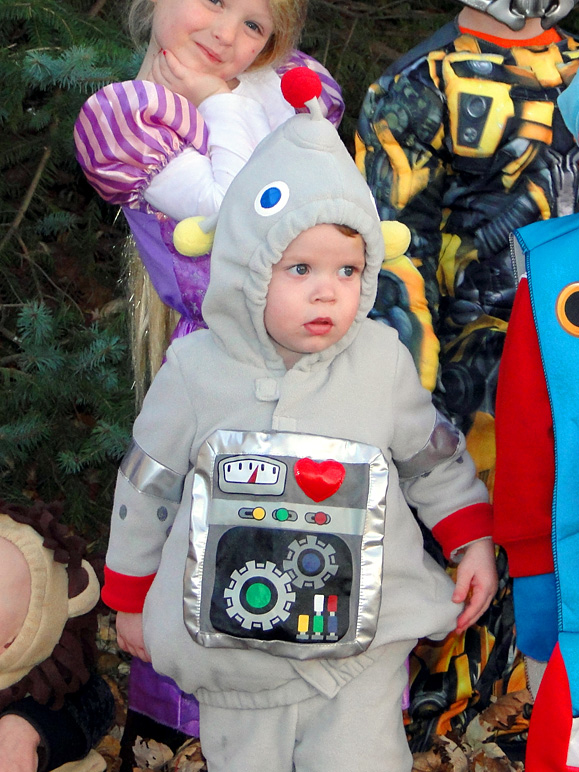 Luke the robot (232.27 KB)