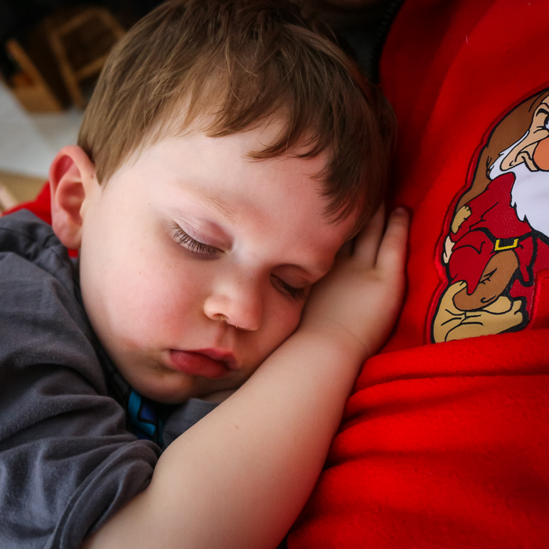 Lucas must've been pretty comfortable. (243.71 KB)
