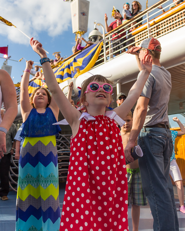 Katelyn enjoying the sail away party. (330.66 KB)