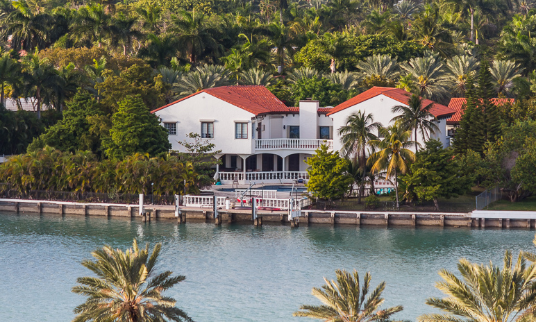 I wouldn't mind this house. (349.93 KB)