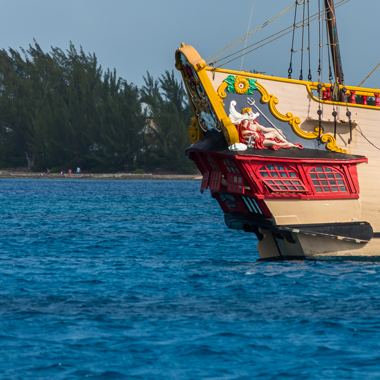 This old-looking ship was docked at Grand Cayman.  Still clueless what it was. (391.70 KB)