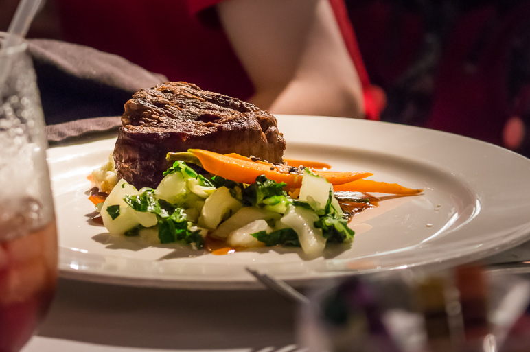 I believe this was Anna's plate of food.  Everything we had was pretty damn good. (171.23 KB)