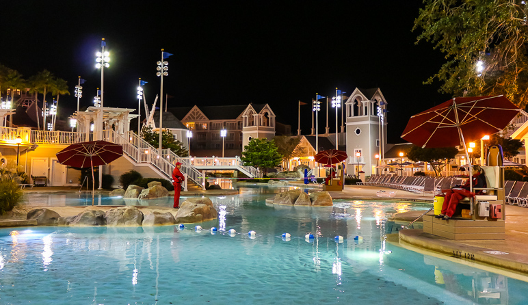 This is the Stormalong Bay between Disney's Yacht and Beach Club Resorts (258.00 KB)