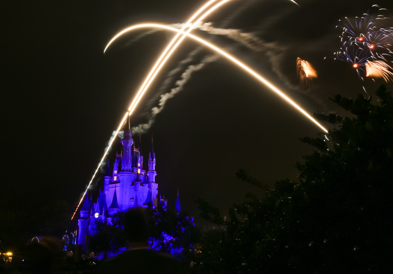 This was actually my first real try at fireworks with the T5i (143.13 KB)