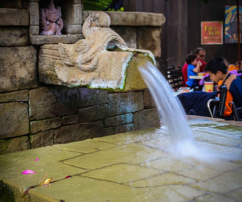 A slightly longer-than-normal exposure smooths out the water here. (289.04 KB)