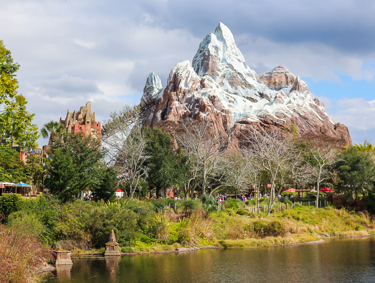 That's Mt. Everest. (356.02 KB)