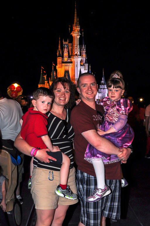 Anna, Kate, Luke and I on Main Street USA (249.87 KB)